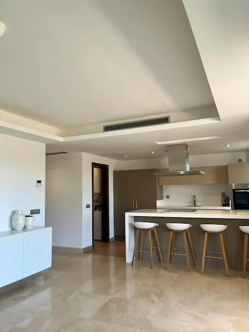 Modern 3 Bed With Pool Apartment Benahavis Spain