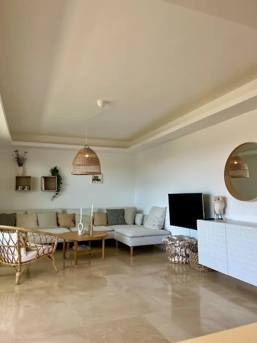 Modern 3 Bed With Pool Apartment Benahavis 0*,  Spain