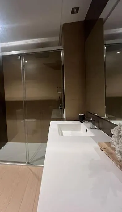 Modern 3 Bed With Pool Apartment Benahavis