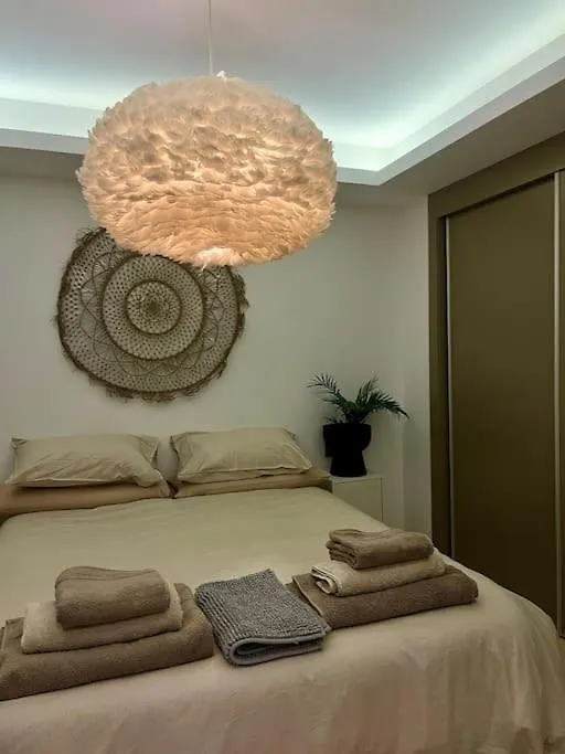 Modern 3 Bed With Pool Apartment Benahavis