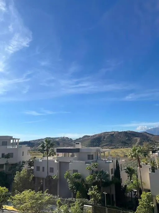 Modern 3 Bed With Pool Apartment Benahavis