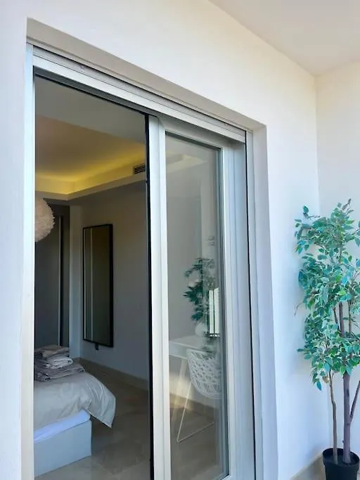 Modern 3 Bed With Pool Apartment Benahavis