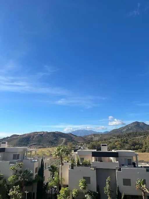 Modern 3 Bed With Pool Apartment Benahavis