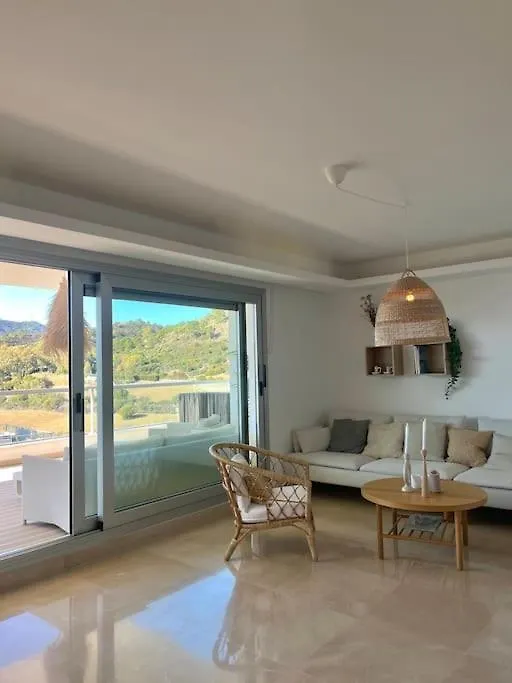 Modern 3 Bed With Pool Apartment Benahavis